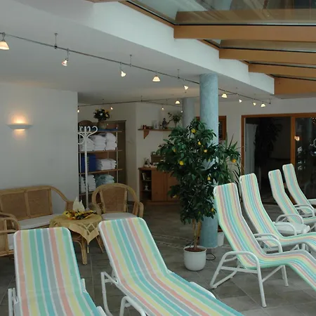 Otel Alpenhof Wolayersee 3*