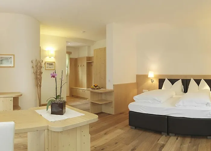 Otel Alpenhof Wolayersee 3*